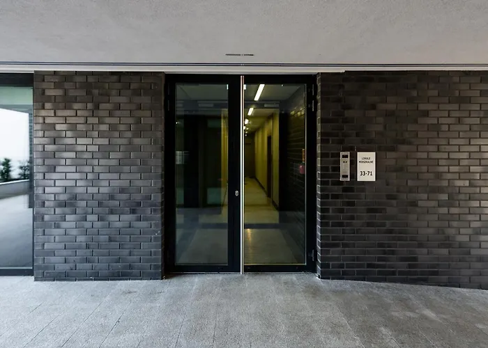 Апартаменты Okecie Lotnisko Lirowa 24 Serviced P&o Варшава