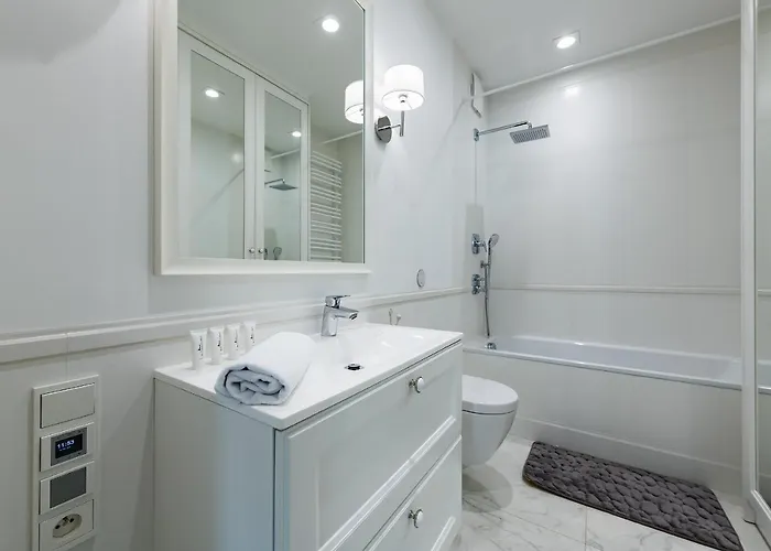 Apartament Okęcie Lotnisko Lirowa 24 Serviced P&o