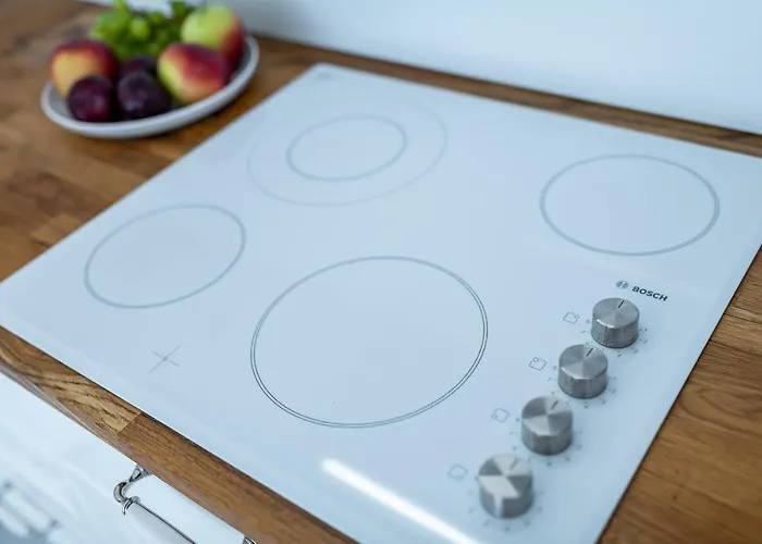 Okecie Lotnisko Lirowa 24 Serviced P&o * Варшава