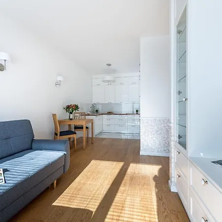 Okecie Lotnisko Lirowa 24 Serviced P&o Appartement Varsovie