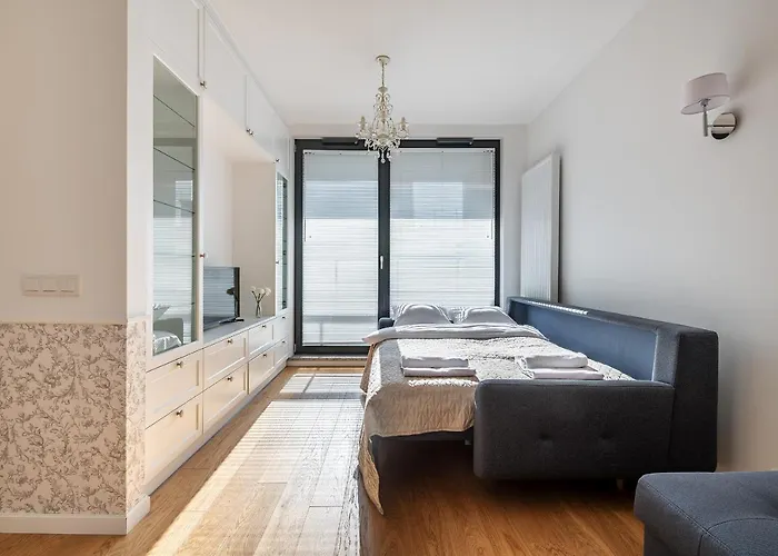 Appartamento Okecie Lotnisko Lirowa 24 Serviced P&o *